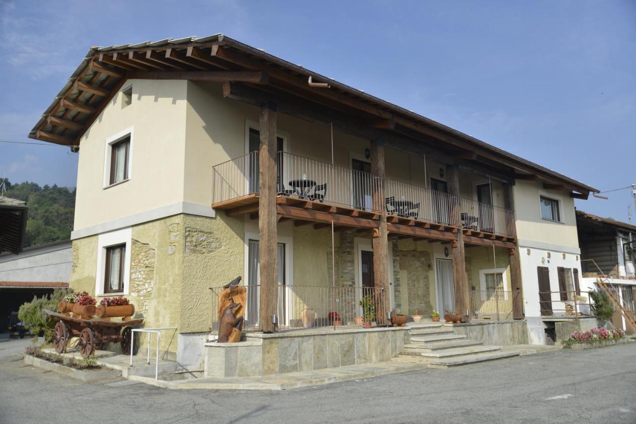 Agriturismo Ai Prusot Bed & Breakfast Bagnolo Piemonte Exterior photo