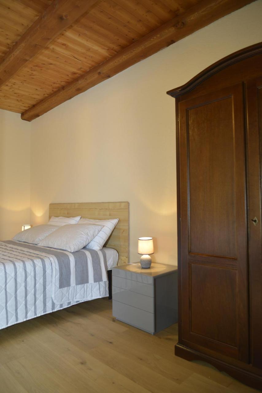 Agriturismo Ai Prusot Bed & Breakfast Bagnolo Piemonte Exterior photo